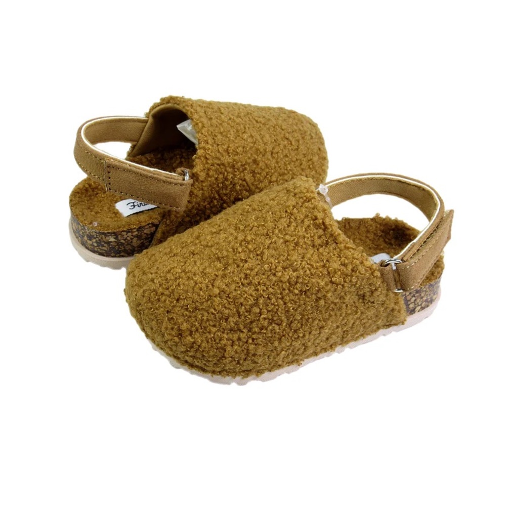 Toddler girl faux Sherpa clogs